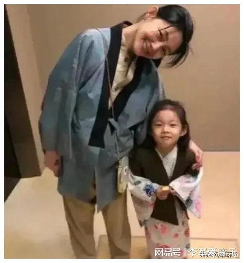 娱乐圈吃瓜爆料滤镜,滤镜下的真实爆料，一探明星幕后生活