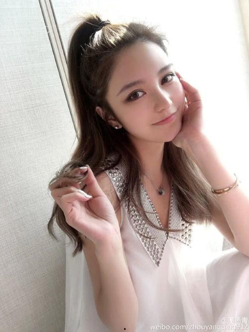 娱乐吃瓜酱 200,揭秘200位明星幕后故事