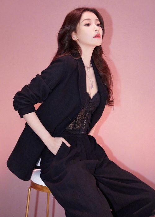 娱乐吃瓜孙怡视频大全下载,笑料百出，欢乐无限