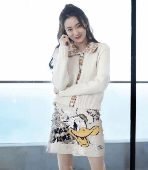 娱乐吃瓜酱服饰图片高清,揭秘娱乐吃瓜酱服饰的吸睛魅力